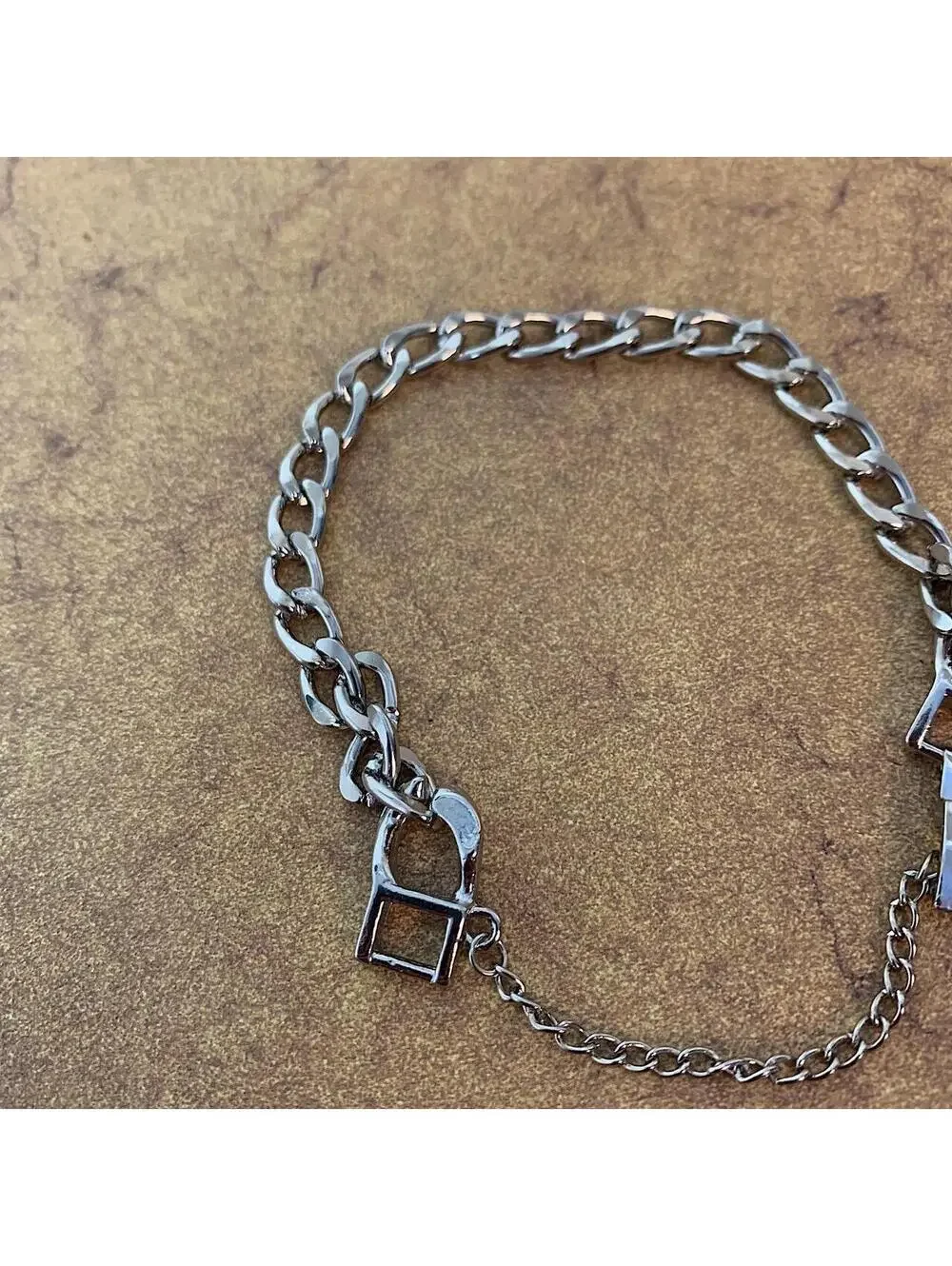Figaro bracelet Stainless steel Bracelet. 9 inches length. Item is unisex and